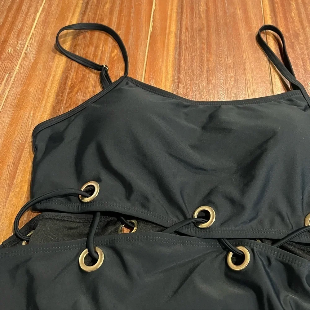 Black One Piece Swim Suit Cut Out Gold Metal Rings Thigh High Cut Size XL NWT